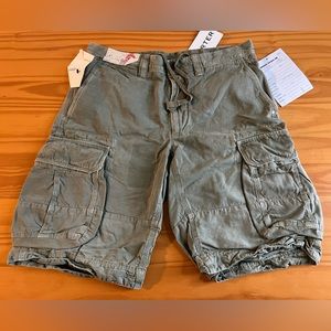 Men’s Mr. Porter Cargo Short 32” waist